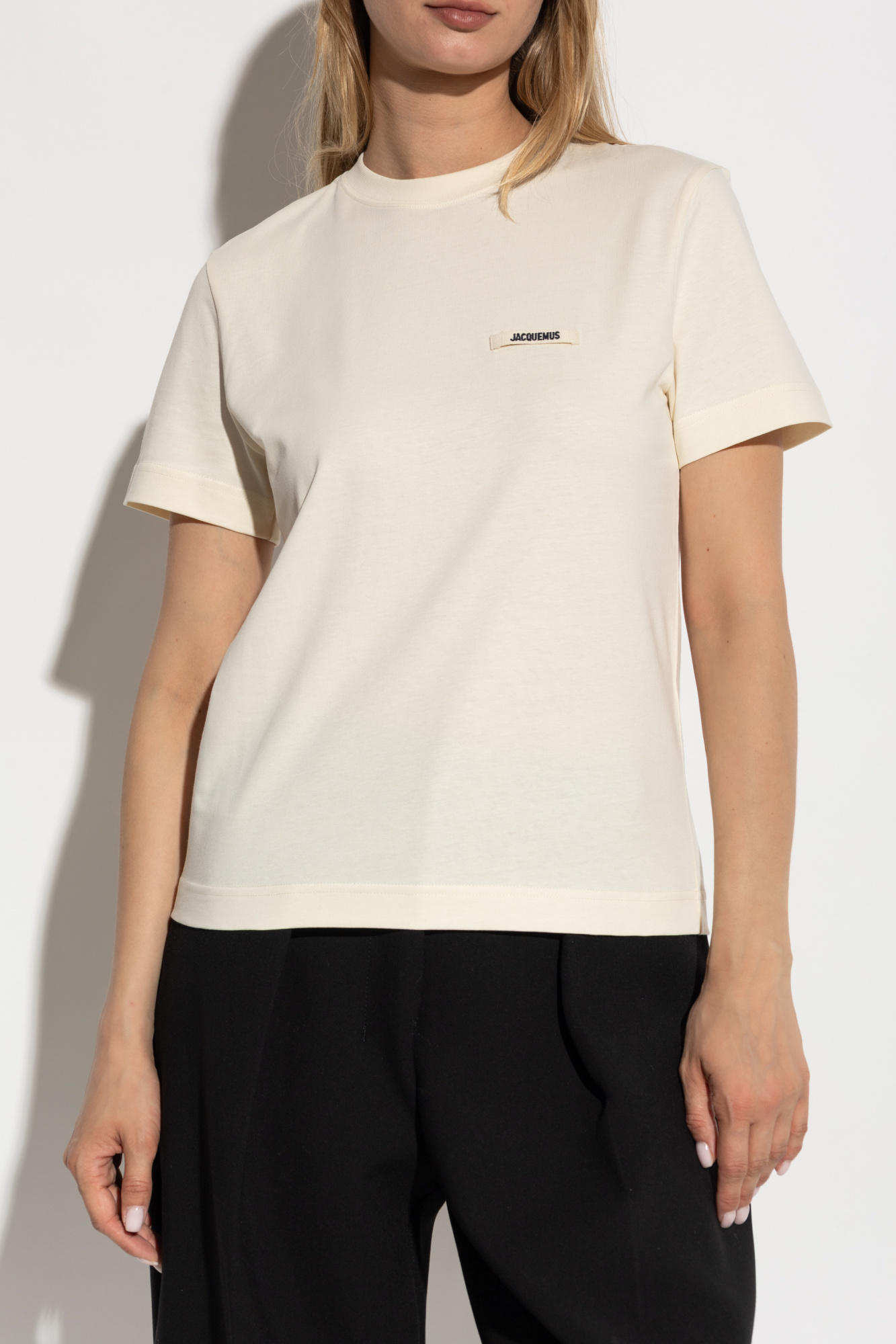 Jacquemus logo-patch Cotton T-shirt | Black | FARFETCH GE